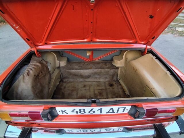 Красный ВАЗ 2106, объемом двигателя 1.3 л и пробегом 65 тыс. км за 1250 $, фото 6 на Automoto.ua