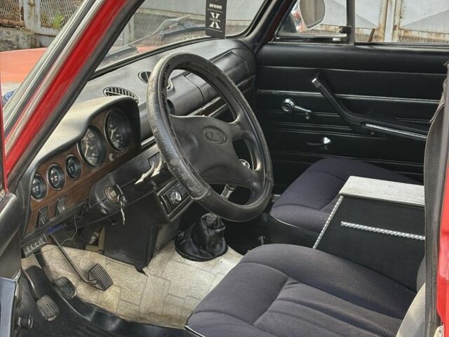 ВАЗ 2106 1984 в Вольнянске на Automoto.ua Красный ВАЗ 2106, объемом двигателя 1.3 л и пробегом 70 тыс. км за 738 $, фото 4 на Automoto.ua