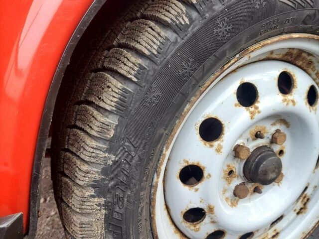 Красный ВАЗ 2106, объемом двигателя 1.3 л и пробегом 94 тыс. км за 1400 $, фото 5 на Automoto.ua