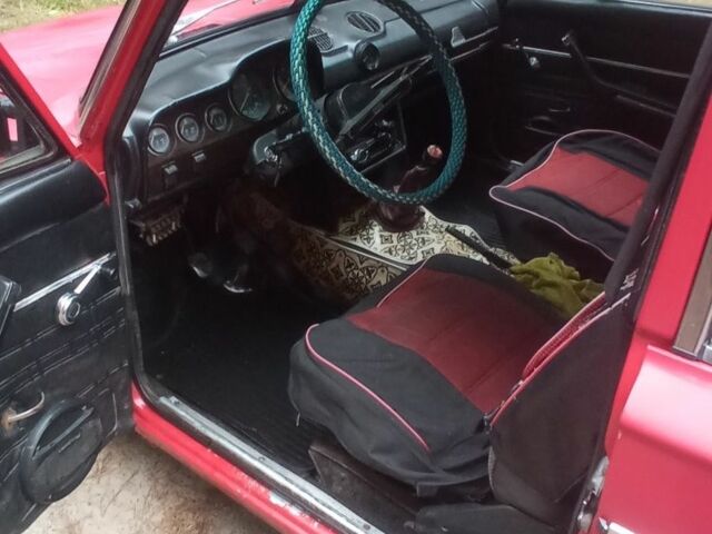 Красный ВАЗ 2106, объемом двигателя 1.3 л и пробегом 999 тыс. км за 400 $, фото 6 на Automoto.ua