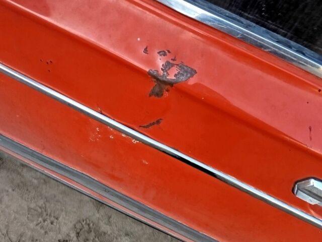 Красный ВАЗ 2106, объемом двигателя 0 л и пробегом 21 тыс. км за 1000 $, фото 7 на Automoto.ua