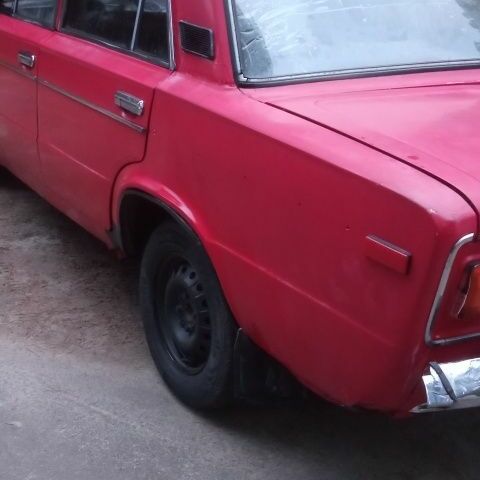 Красный ВАЗ 2106, объемом двигателя 1.3 л и пробегом 999 тыс. км за 400 $, фото 4 на Automoto.ua