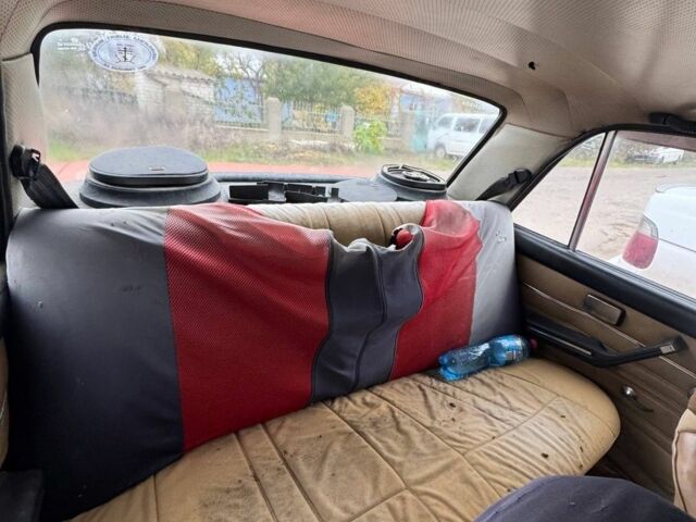 Красный ВАЗ 2106, объемом двигателя 0 л и пробегом 96 тыс. км за 350 $, фото 5 на Automoto.ua