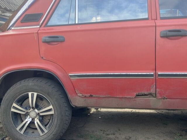 Красный ВАЗ 2106, объемом двигателя 1.3 л и пробегом 300 тыс. км за 400 $, фото 8 на Automoto.ua