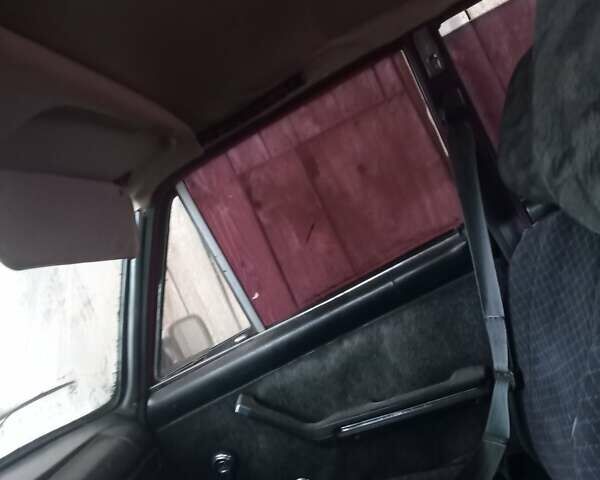 Красный ВАЗ 2106, объемом двигателя 1.5 л и пробегом 10 тыс. км за 300 $, фото 6 на Automoto.ua