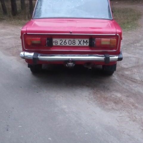 Красный ВАЗ 2106, объемом двигателя 1.3 л и пробегом 999 тыс. км за 400 $, фото 5 на Automoto.ua