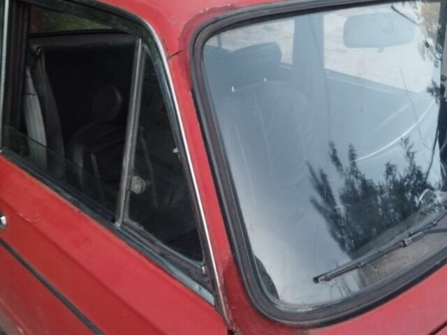 Червоний ВАЗ 2106, об'ємом двигуна 0 л та пробігом 200 тис. км за 452 $, фото 5 на Automoto.ua