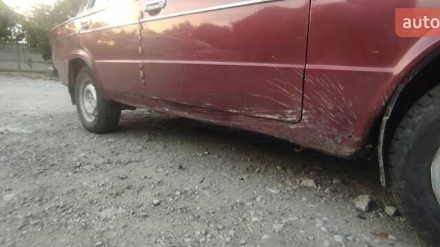 ВАЗ 2106 1985 у Дніпро (Дніпропетровську) на Automoto.ua Червоний ВАЗ 2106, об'ємом двигуна 1.5 л та пробігом 221 тис. км за 600 $, фото 1 на Automoto.ua