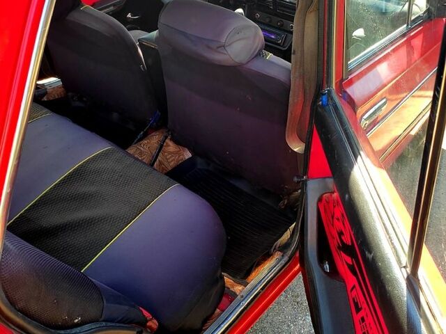 Червоний ВАЗ 2106, об'ємом двигуна 1.3 л та пробігом 300 тис. км за 1100 $, фото 4 на Automoto.ua