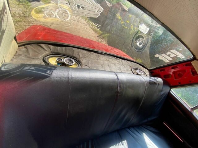 Красный ВАЗ 2106, объемом двигателя 0 л и пробегом 190 тыс. км за 600 $, фото 7 на Automoto.ua