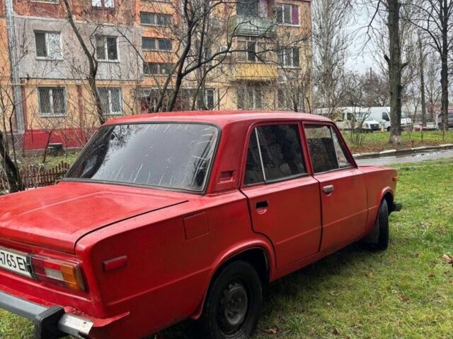 Красный ВАЗ 2106, объемом двигателя 1.3 л и пробегом 200 тыс. км за 403 $, фото 3 на Automoto.ua
