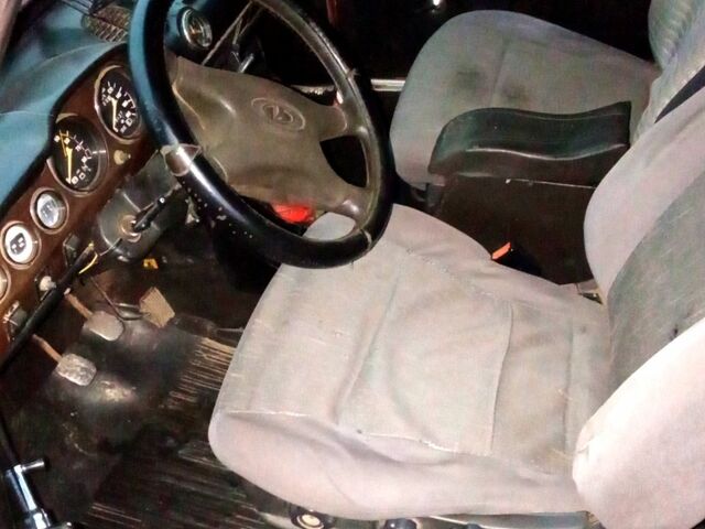 Красный ВАЗ 2106, объемом двигателя 1.5 л и пробегом 0 тыс. км за 1200 $, фото 4 на Automoto.ua