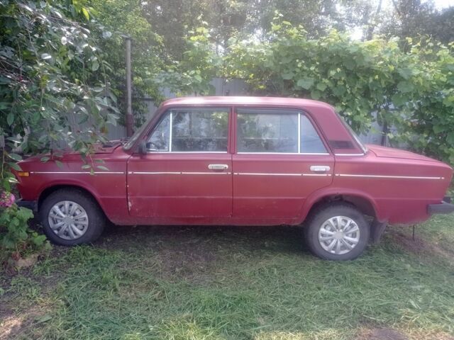 Красный ВАЗ 2106, объемом двигателя 0 л и пробегом 200 тыс. км за 600 $, фото 2 на Automoto.ua