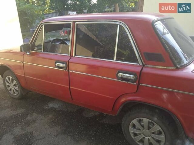 Красный ВАЗ 2106, объемом двигателя 0 л и пробегом 250 тыс. км за 796 $, фото 1 на Automoto.ua