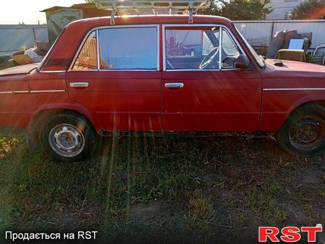 Красный ВАЗ 2106, объемом двигателя 1.3 л и пробегом 270 тыс. км за 499 $, фото 3 на Automoto.ua