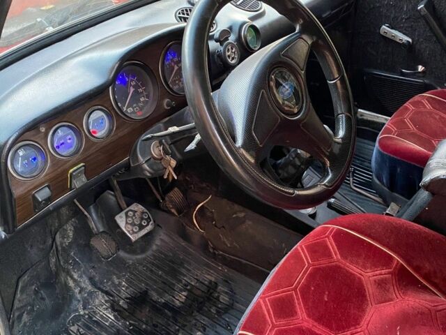 Красный ВАЗ 2106, объемом двигателя 0 л и пробегом 80 тыс. км за 512 $, фото 4 на Automoto.ua