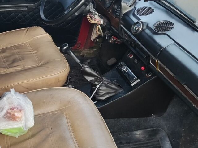 Красный ВАЗ 2106, объемом двигателя 0 л и пробегом 101 тыс. км за 594 $, фото 7 на Automoto.ua