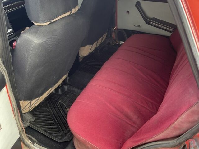 Червоний ВАЗ 2106, об'ємом двигуна 1.6 л та пробігом 180 тис. км за 710 $, фото 6 на Automoto.ua