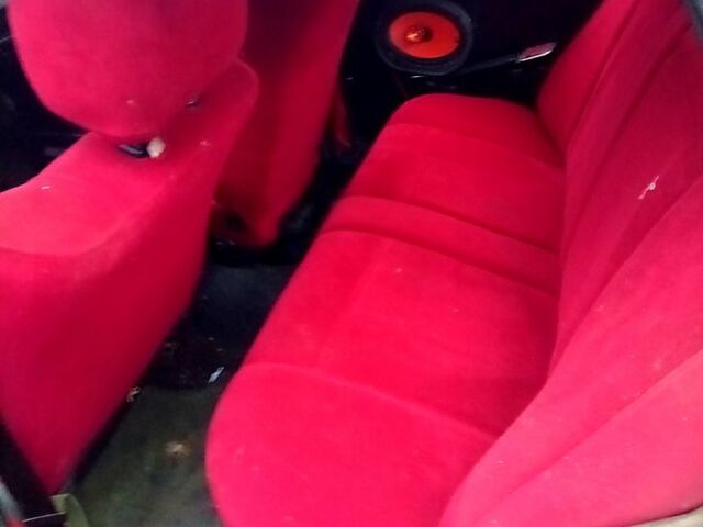 Красный ВАЗ 2106, объемом двигателя 1.6 л и пробегом 160 тыс. км за 600 $, фото 6 на Automoto.ua