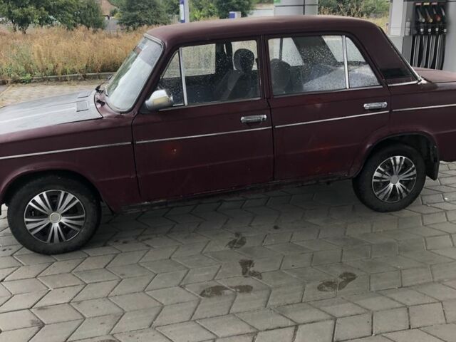 Красный ВАЗ 2106, объемом двигателя 1 л и пробегом 1 тыс. км за 413 $, фото 1 на Automoto.ua