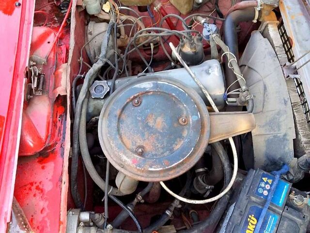 Красный ВАЗ 2106, объемом двигателя 1.5 л и пробегом 0 тыс. км за 800 $, фото 5 на Automoto.ua