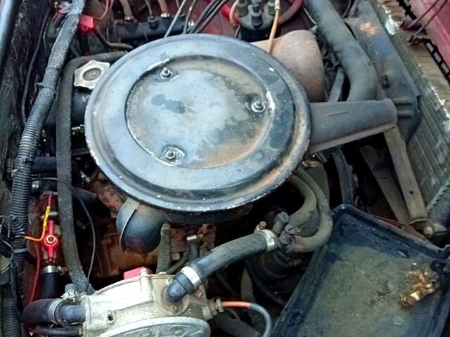 Красный ВАЗ 2106, объемом двигателя 1.6 л и пробегом 160 тыс. км за 600 $, фото 11 на Automoto.ua