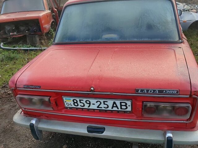 Красный ВАЗ 2106, объемом двигателя 1 л и пробегом 99 тыс. км за 378 $, фото 7 на Automoto.ua