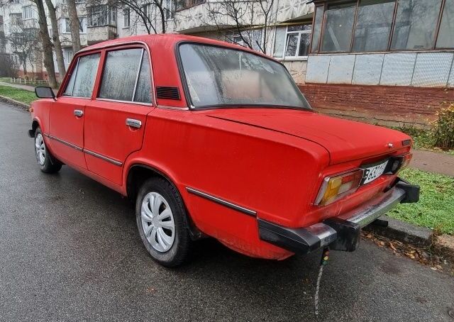 Красный ВАЗ 2106, объемом двигателя 1.3 л и пробегом 151 тыс. км за 850 $, фото 2 на Automoto.ua