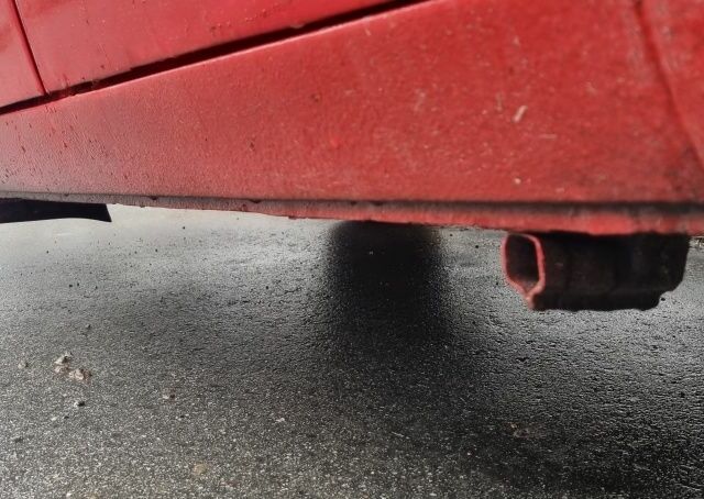 Красный ВАЗ 2106, объемом двигателя 1.3 л и пробегом 151 тыс. км за 850 $, фото 5 на Automoto.ua