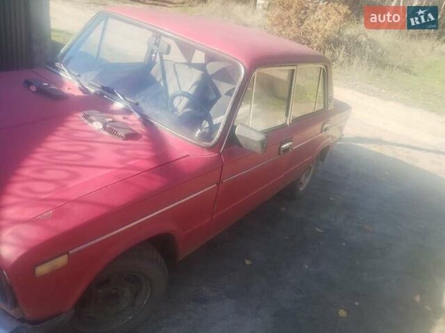 Красный ВАЗ 2106, объемом двигателя 1 л и пробегом 64 тыс. км за 574 $, фото 3 на Automoto.ua