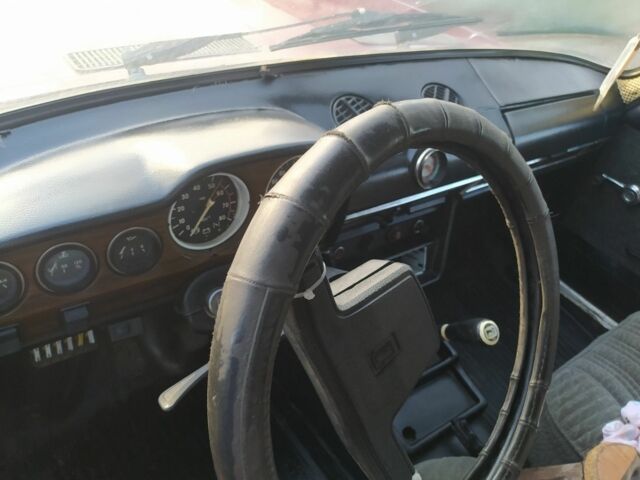 Червоний ВАЗ 2106, об'ємом двигуна 5 л та пробігом 356 тис. км за 450 $, фото 4 на Automoto.ua