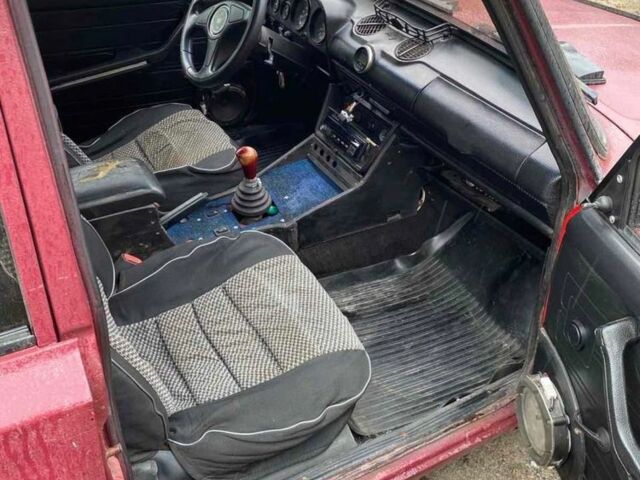 Червоний ВАЗ 2106, об'ємом двигуна 1.5 л та пробігом 200 тис. км за 710 $, фото 6 на Automoto.ua