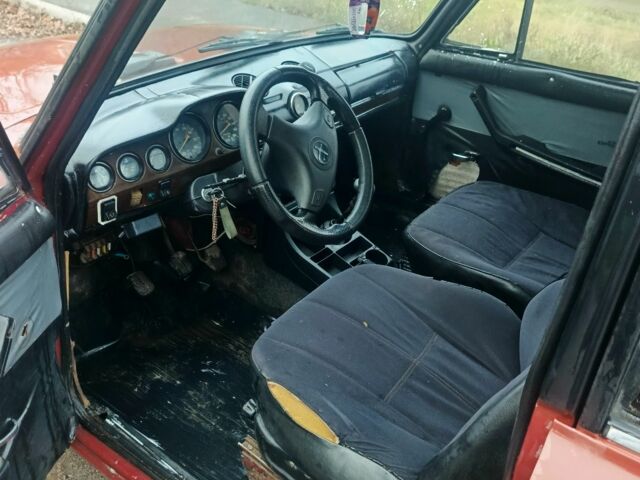 Красный ВАЗ 2106, объемом двигателя 1 л и пробегом 1 тыс. км за 369 $, фото 11 на Automoto.ua