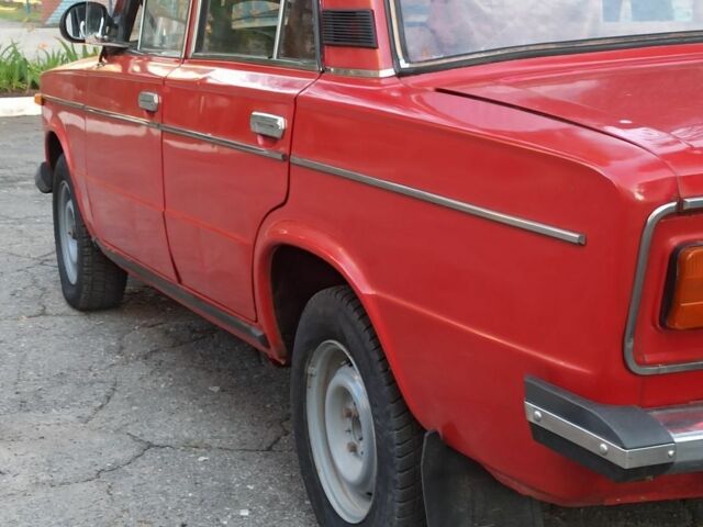 Красный ВАЗ 2106, объемом двигателя 1.3 л и пробегом 300 тыс. км за 854 $, фото 3 на Automoto.ua