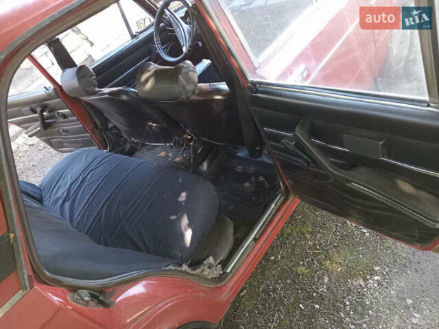 ВАЗ 2106 1990 у Соленом на Automoto.ua Червоний ВАЗ 2106, об'ємом двигуна 1.5 л та пробігом 100 тис. км за 521 $, фото 9 на Automoto.ua