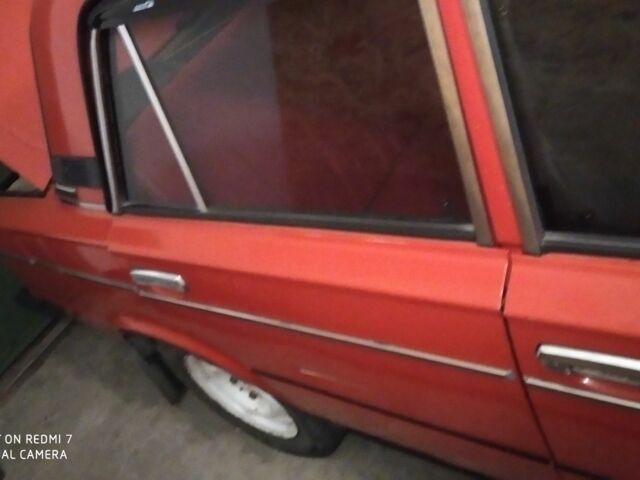 ВАЗ 2106 1990 в Днепре (Днепропетровске) на Automoto.ua Красный ВАЗ 2106, объемом двигателя 1.3 л и пробегом 126 тыс. км за 750 $, фото 5 на Automoto.ua