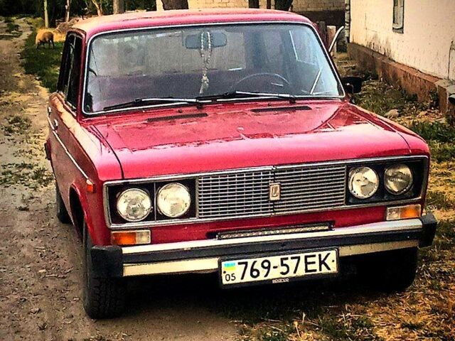ВАЗ 2106 1990 в Днепре (Днепропетровске) на Automoto.ua Красный ВАЗ 2106, объемом двигателя 1.6 л и пробегом 300 тыс. км за 899 $, фото 5 на Automoto.ua