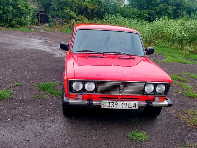 Красный ВАЗ 2106, объемом двигателя 1.6 л и пробегом 377 тыс. км за 1100 $, фото 4 на Automoto.ua