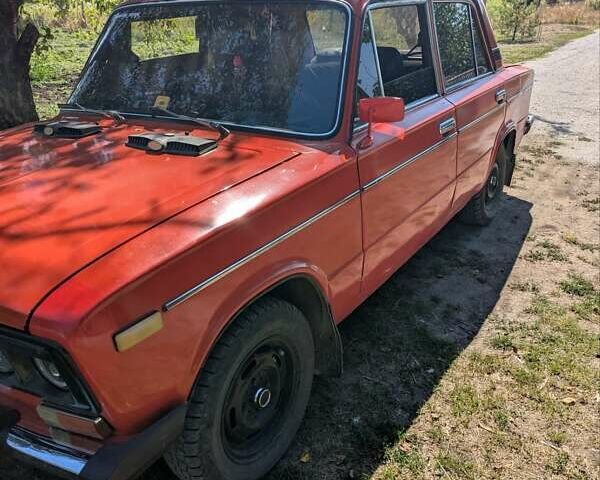 ВАЗ 2106 1990 в Петриковке на Automoto.ua Красный ВАЗ 2106, объемом двигателя 1.5 л и пробегом 30 тыс. км за 1117 $, фото 1 на Automoto.ua
