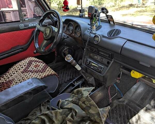 ВАЗ 2106 1990 в Петриковке на Automoto.ua Красный ВАЗ 2106, объемом двигателя 1.5 л и пробегом 30 тыс. км за 1117 $, фото 10 на Automoto.ua