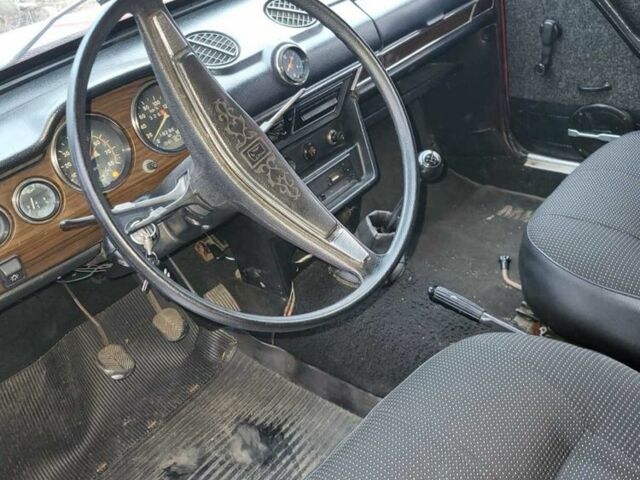 Красный ВАЗ 2106, объемом двигателя 0 л и пробегом 28 тыс. км за 900 $, фото 5 на Automoto.ua