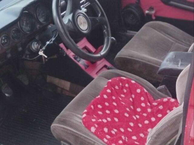 Красный ВАЗ 2106, объемом двигателя 0 л и пробегом 111 тыс. км за 358 $, фото 5 на Automoto.ua