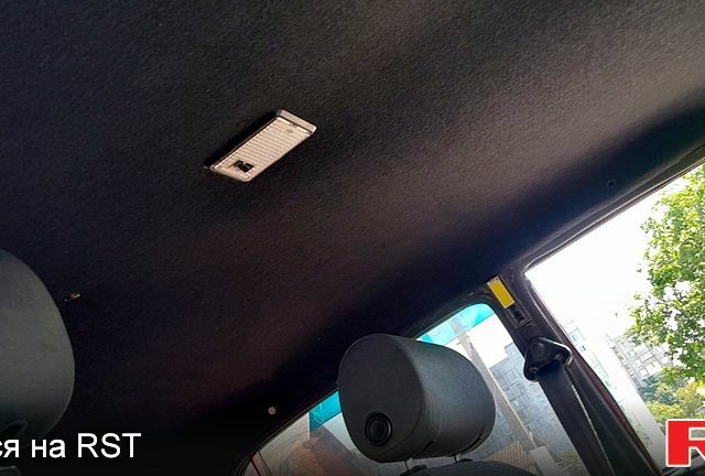 Красный ВАЗ 2106, объемом двигателя 1.3 л и пробегом 200 тыс. км за 650 $, фото 6 на Automoto.ua