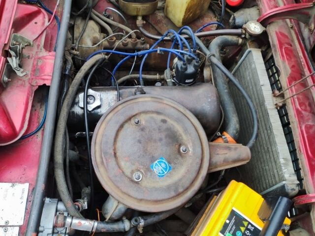 Красный ВАЗ 2106, объемом двигателя 1.5 л и пробегом 320 тыс. км за 667 $, фото 3 на Automoto.ua