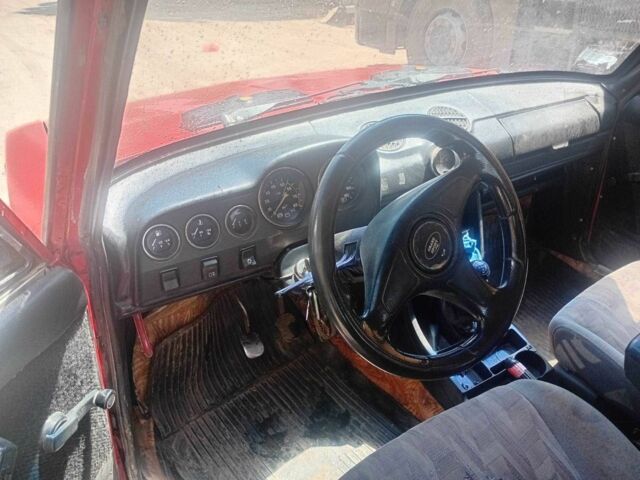 Красный ВАЗ 2106, объемом двигателя 0 л и пробегом 725 тыс. км за 800 $, фото 7 на Automoto.ua