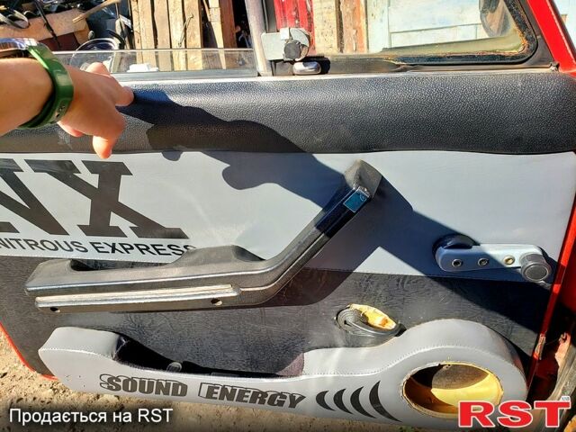 Красный ВАЗ 2106, объемом двигателя 1.5 л и пробегом 0 тыс. км за 830 $, фото 10 на Automoto.ua