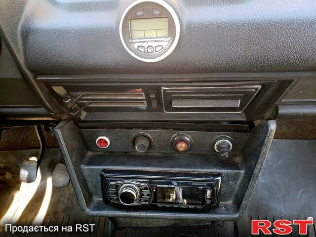 Красный ВАЗ 2106, объемом двигателя 1.5 л и пробегом 0 тыс. км за 830 $, фото 9 на Automoto.ua