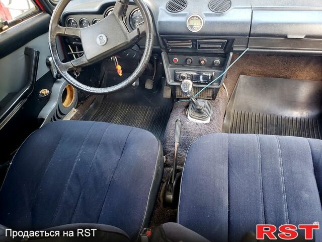 Красный ВАЗ 2106, объемом двигателя 1.5 л и пробегом 0 тыс. км за 830 $, фото 11 на Automoto.ua