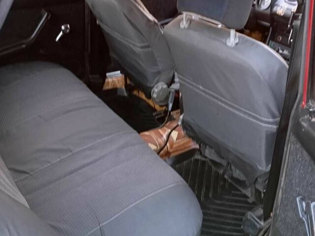 Красный ВАЗ 2106, объемом двигателя 1.6 л и пробегом 65 тыс. км за 1100 $, фото 4 на Automoto.ua