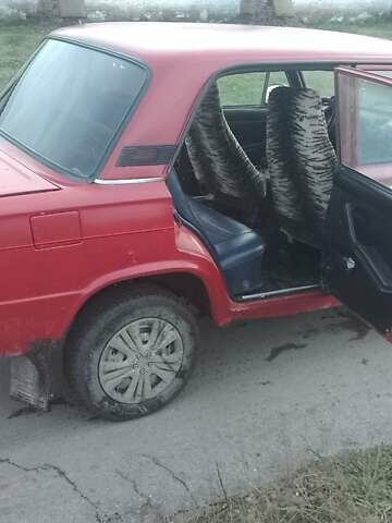 Красный ВАЗ 2106, объемом двигателя 1.3 л и пробегом 180 тыс. км за 550 $, фото 9 на Automoto.ua